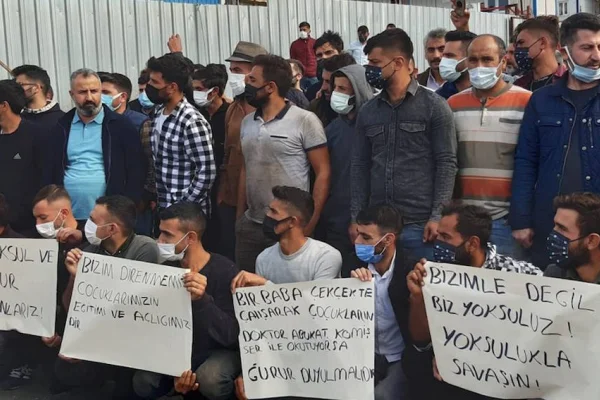 Devlet kağıt toplayıcılarını topladı