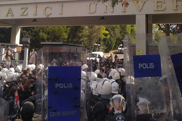 Boğaziçi pes etmiyor