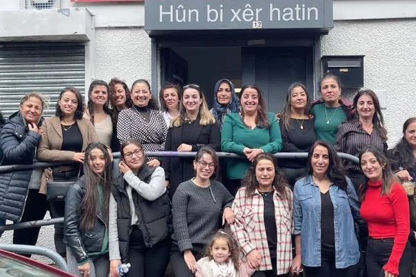 İskoçya'da Kürt Kadın inisiyatifi