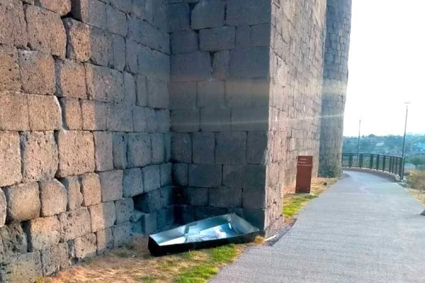 Hakikati sahiplenmek, “Vandallık" olarak tanımlanamaz