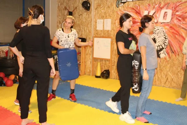 Kendine bir özsavunma paketi hediye et!