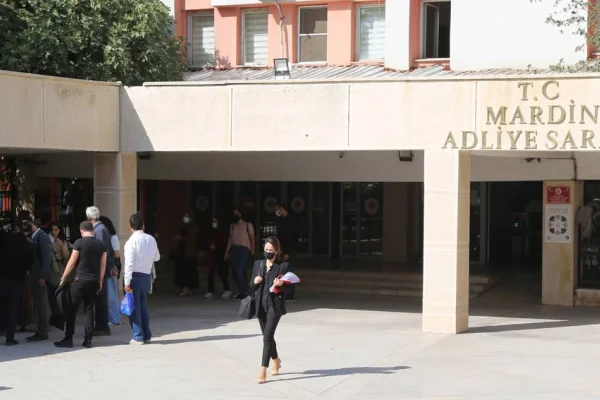 Müebbetle yargılanan tecavüzcü tutuklanmıyor