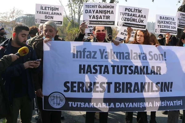 Tutsaklar için kesintisiz eylem