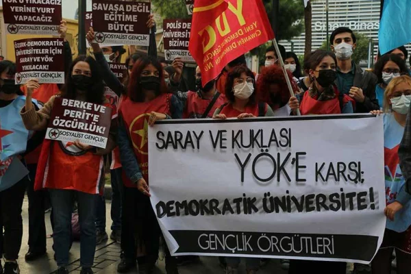 YÖK protestolarına saldırı