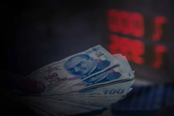 Türk Lirası’nda sert kayıp