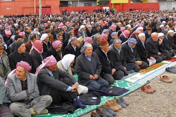 Kürt din alimi olmak suç