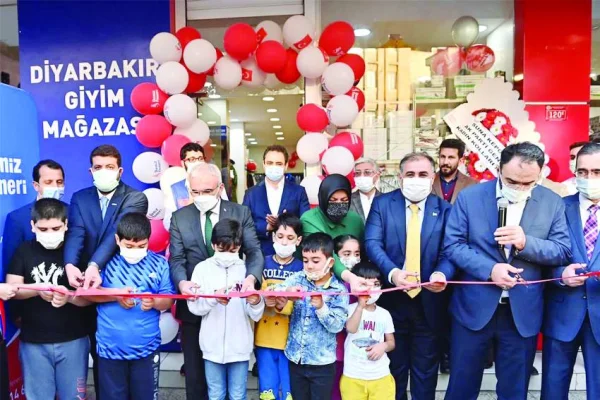 Kayyumlardan Deniz Feneri’ne 'bağış' bütçesi