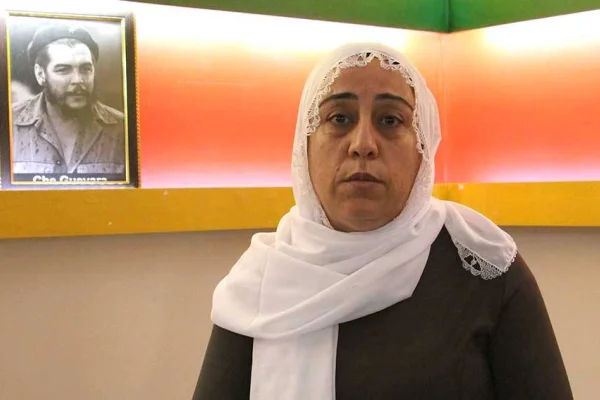 Çıplak aramayı kaldıramadı