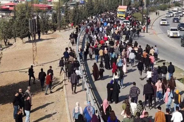Öğrenci protestosu devam ediyor