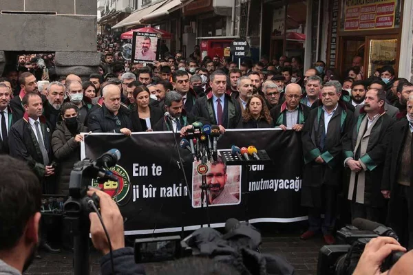 Tahir Elçi anıldı