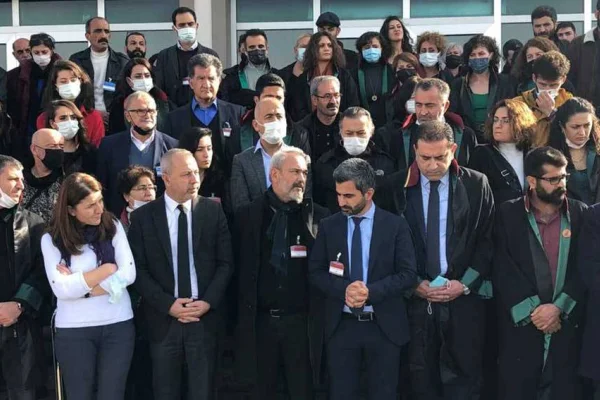 Avukatlar, Kobanê davasından çekildi