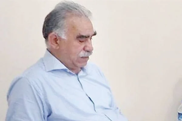 "Gelin eşit şartlarda yaşayalım"