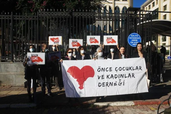 HPV aşısı ücretsiz olmalı