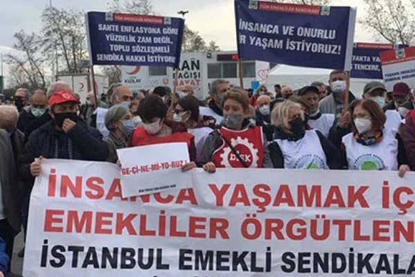 Geçinemeyen emekliler sokağa çıktı