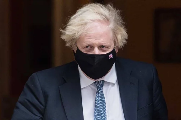 Johnson üzerindeki baskı artıyor 
