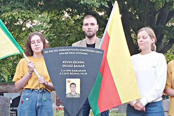 Şehitler için anma