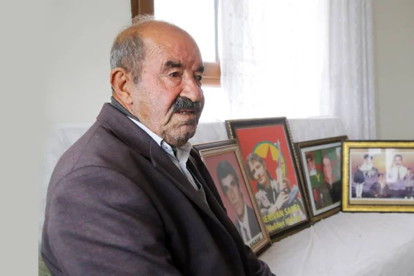 Ne o durdu ne de devlet