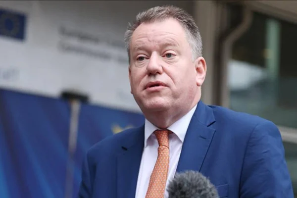 Brexit Bakanı istifa etti