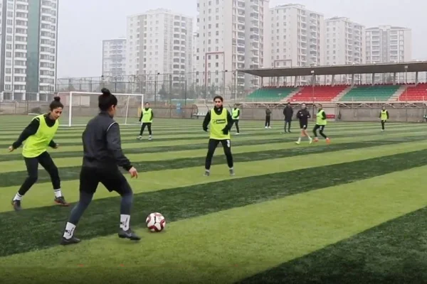Amedspor Kadın Futbol Takımı 9-1 galip döndü