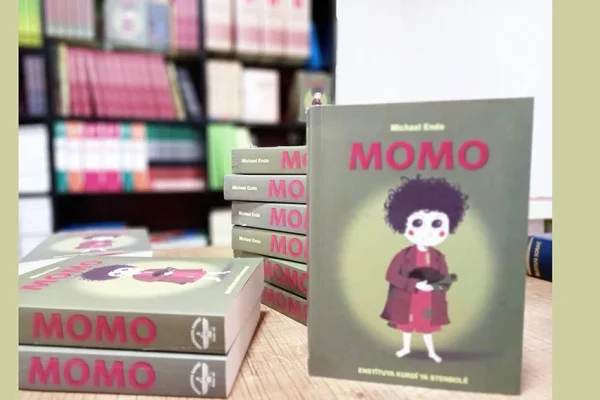 Momo Kürtçeye çevrildi