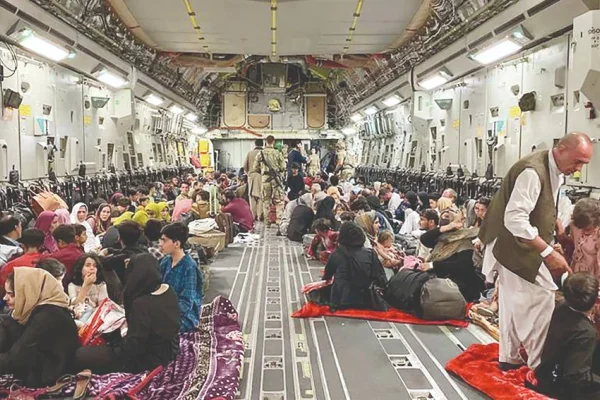 1450 Afgan çocuk refakatsiz ABD’ye götürüldü