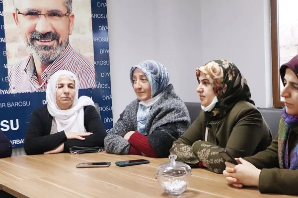 Tutuklu yakınları 2022'ye adalet isteyerek başladı