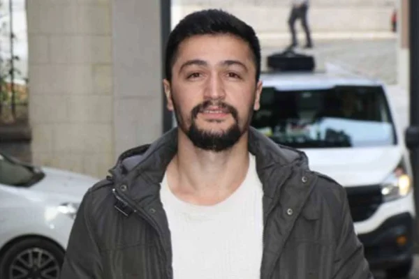 Gazeteci Çelik’e gözaltı