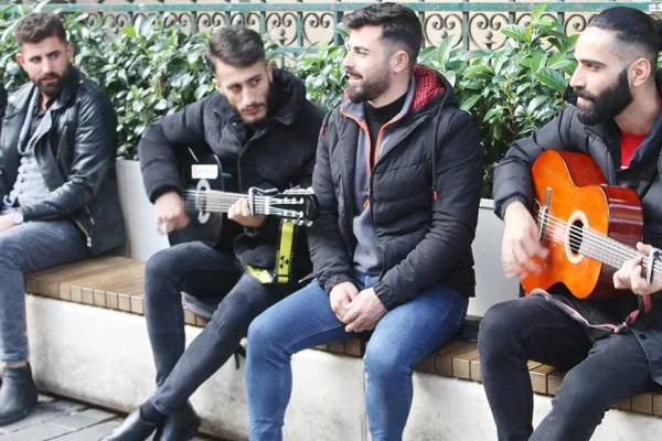 Polisten kaçarak müzik yapıyoruz
