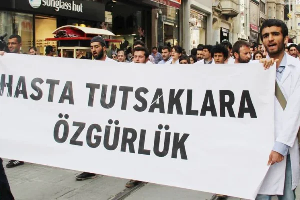 Ağır hasta tutsaklara tedavi ve vedalaşma hakkı!