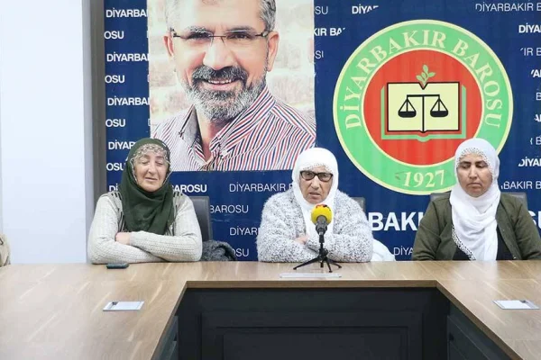 Tutsaklar için nöbet 3. ayında