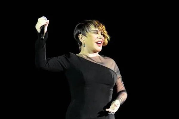 Dillerini kesmek