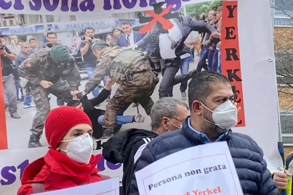 Herkes duydu Berlin hariç