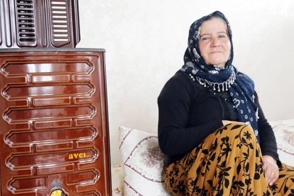 Memleket hasreti beni dengbêj yaptı