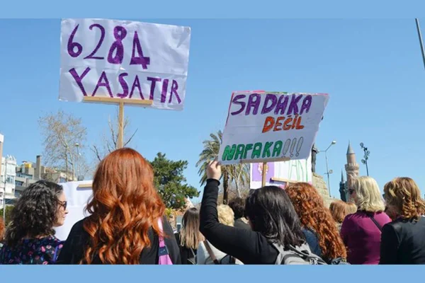 Kadın şiddete mahkum ediliyor