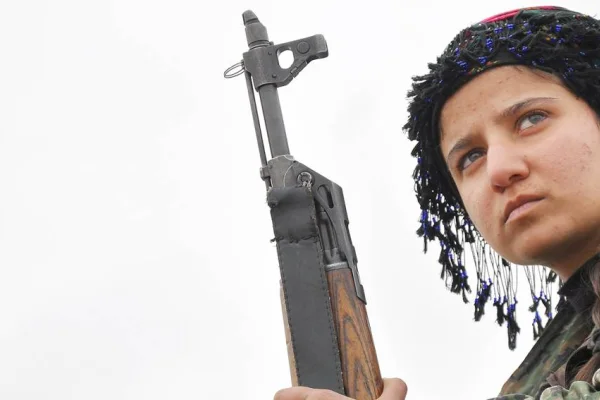 Lêkolîn li ser jinên Kurd û awirek li akademiyê 