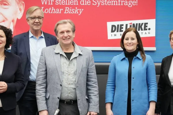 Trabert Steinmeier’e rakip 