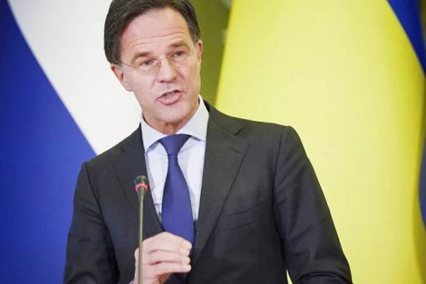 Hollanda’dan savaş suçu özrü 