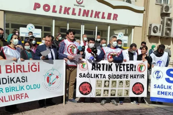 Sağlıkta şiddet protesto edildi