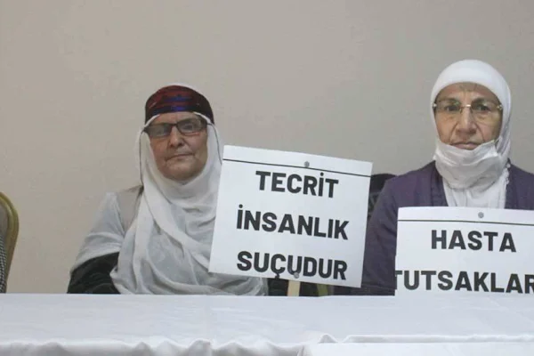 Hasta tutsaklar serbest bırakılsın