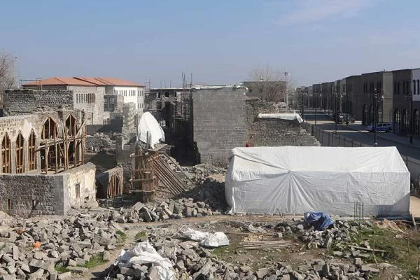 Sur’dan utanarak çıkacaklar
