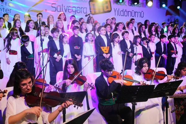 Kürdistan şarkılarını söyleyeceğiz 
