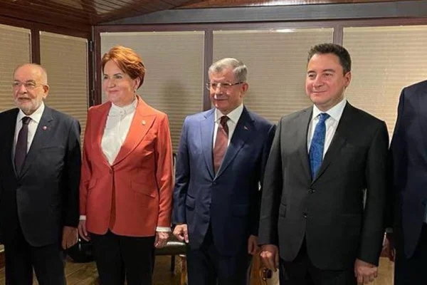 Altılı masa ve Türkiye nasıl demokratikleşebilir? 