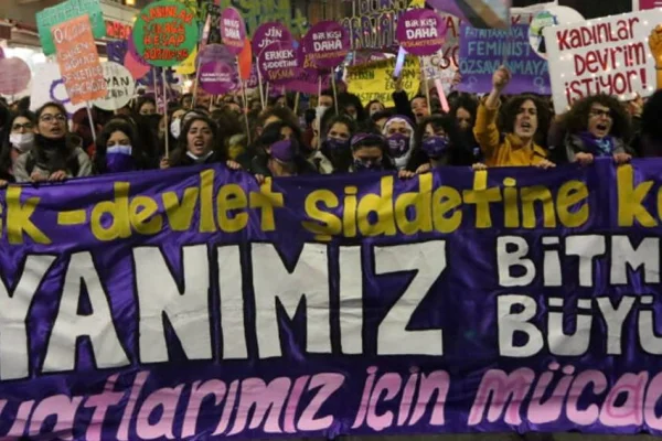 Sırtımdaki köprü