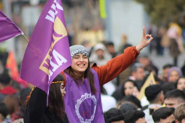 Kadınlar iktidar barikatını tanımadı