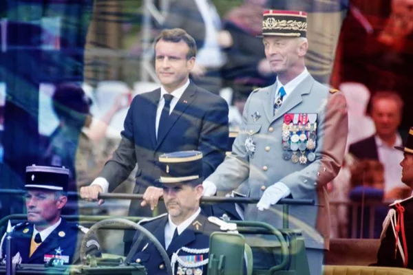 Yollar Macron'a çıkıyor!