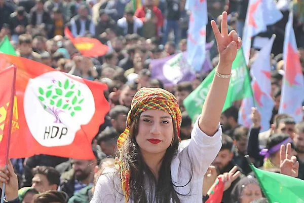 Newroz ateşi Türkiye'yi ısıttı