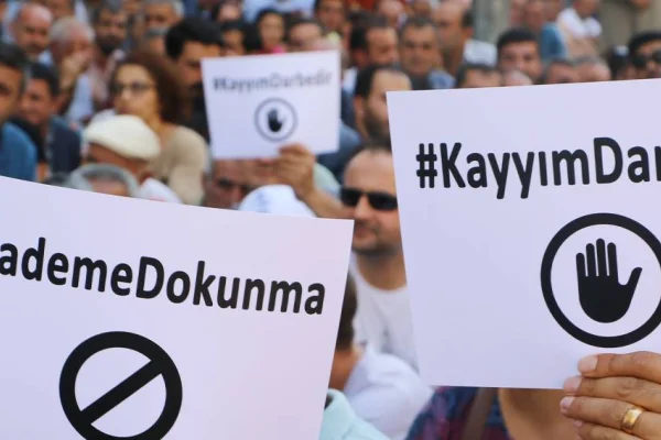 AK’den kayyum uyarısı