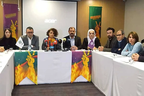 Milyonlar Öcalan'ı sahiplendi