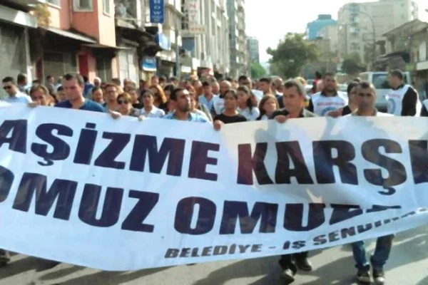 Faşizm kendiliğinden yıkılmaz