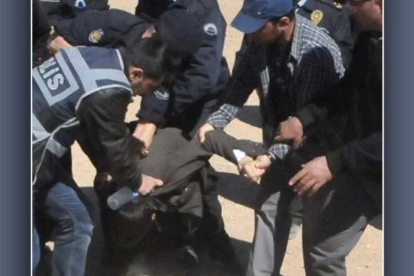 ­İşkenceci polislere takipsizlik